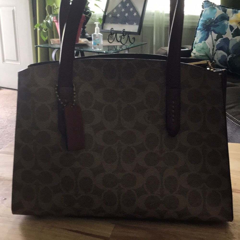Hand bag